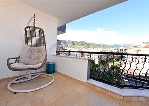 Geräumiges Penthouse mit 4+1 Grundriss in der Nähe von Oba