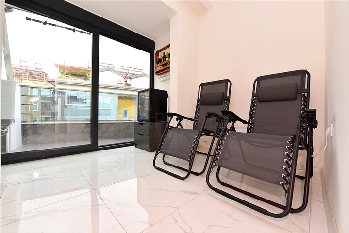 Geräumige Wohnung in der Nähe von Kleopatra Beach