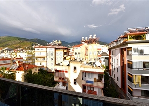 Geräumige Wohnung in der Nähe von Kleopatra Beach