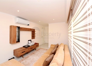 Geräumige Wohnung in der Nähe von Kleopatra Beach