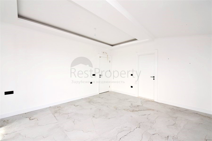 3+1 Wohnung in einem neuen Komplex mit Blick auf das Meer und die Festung von Alanya