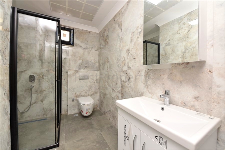 Dreizimmerwohnung mit herrlichem Panoramablick auf das Meer