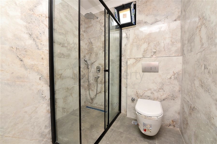 Dreizimmerwohnung mit herrlichem Panoramablick auf das Meer