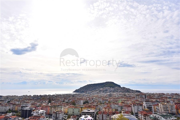 Dreizimmerwohnung mit herrlichem Panoramablick auf das Meer