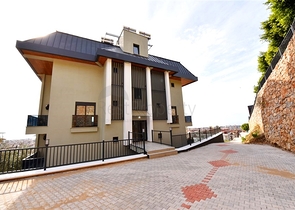 Dreizimmerwohnung mit herrlichem Panoramablick auf das Meer