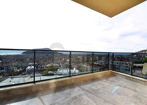 Dreizimmerwohnung mit herrlichem Panoramablick auf das Meer