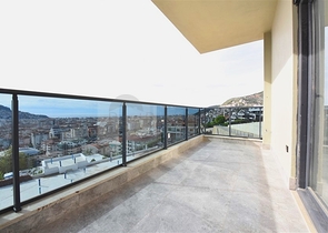 Dreizimmerwohnung mit herrlichem Panoramablick auf das Meer