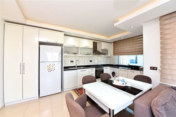 Großes 1+1 Apartment in einem modernen Komplex im Stadtteil Kestel