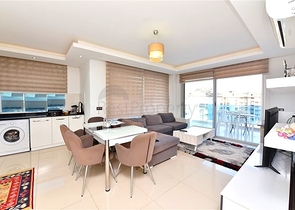 Großes 1+1 Apartment in einem modernen Komplex im Stadtteil Kestel