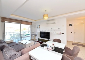 Großes 1+1 Apartment in einem modernen Komplex im Stadtteil Kestel