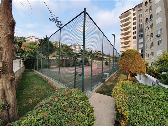 Geräumige Wohnung vom Eigentümer mit 2+1 Grundriss in der Gegend von Dschikkilli