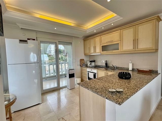 Geräumige Wohnung vom Eigentümer mit 2+1 Grundriss in der Gegend von Dschikkilli