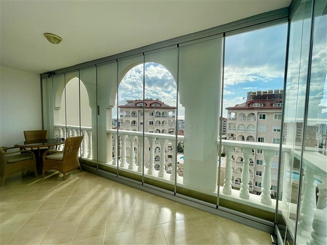 Geräumige Wohnung vom Eigentümer mit 2+1 Grundriss in der Gegend von Dschikkilli