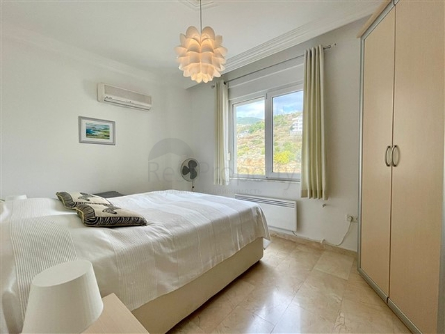 Geräumige Wohnung vom Eigentümer mit 2+1 Grundriss in der Gegend von Dschikkilli