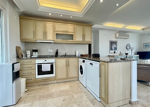 Geräumige Wohnung vom Eigentümer mit 2+1 Grundriss in der Gegend von Dschikkilli