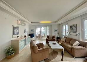 Geräumige Wohnung vom Eigentümer mit 2+1 Grundriss in der Gegend von Dschikkilli