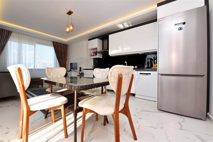 Geräumige 1+1-Wohnung in einem Komplex mit entwickelter Infrastruktur