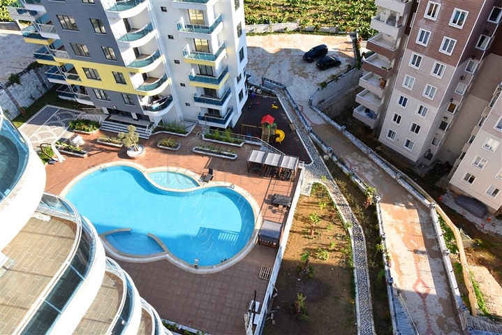 Geräumige 1+1-Wohnung in einem Komplex mit entwickelter Infrastruktur