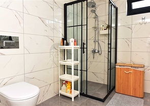 Geräumige 1+1-Wohnung in einem Komplex mit entwickelter Infrastruktur