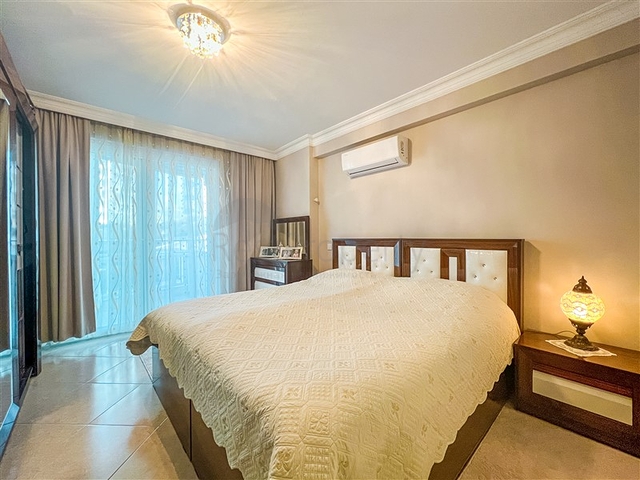 Geräumige 2+1-Wohnung mit großer Terrasse 