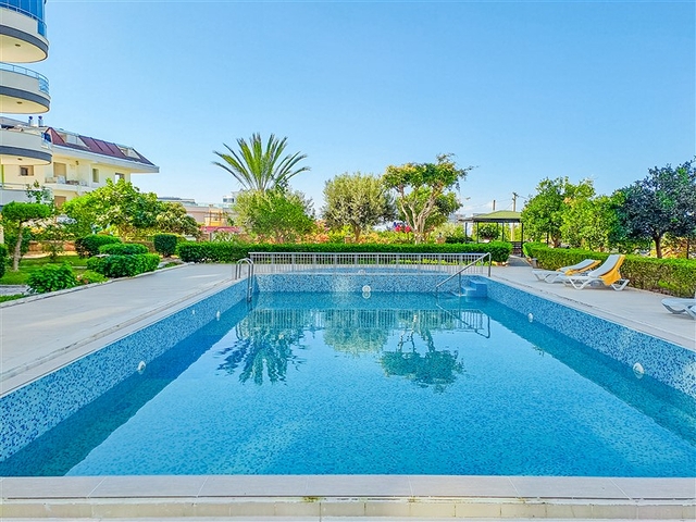 Geräumige 2+1-Wohnung mit großer Terrasse 