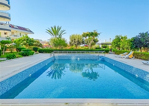 Geräumige 2+1-Wohnung mit großer Terrasse 