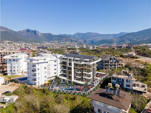 Komplex im modernen Stil im angesehenen Viertel Oba 