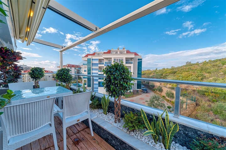 Penthouse mit Bergblick in Kestel