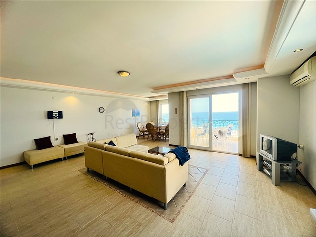 Wohnung mit 3+1 Grundriss mit makellosem Blick auf das Mittelmeer