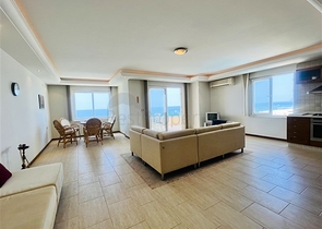 Wohnung mit 3+1 Grundriss mit makellosem Blick auf das Mittelmeer