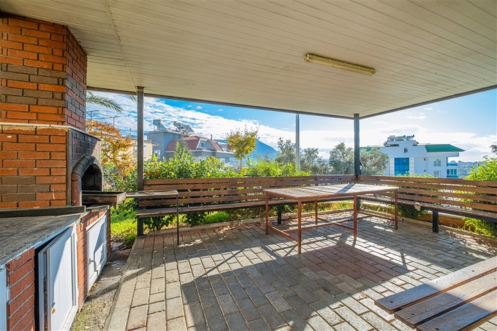 Großes Penthouse vom Eigentümer mit 4+1 Grundriss im Stadtteil Dschikcilli