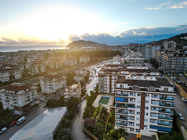Großes Penthouse vom Eigentümer mit 4+1 Grundriss im Stadtteil Dschikcilli