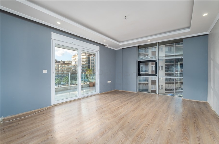 Großes Penthouse vom Eigentümer mit 4+1 Grundriss im Stadtteil Dschikcilli