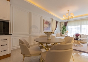 1+1 Wohnung im Stadtteil Mahmutlar, 50 m vom Meer entfernt