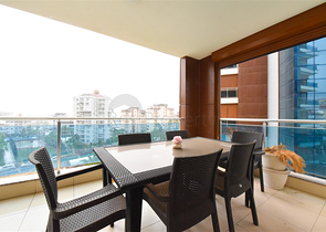 Geräumige 3+1-Wohnung in Dschikkilli