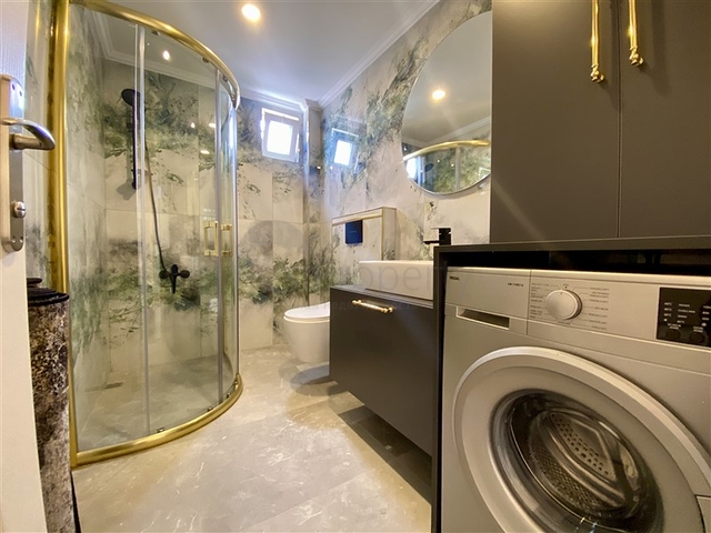 2+1 Apartment im Zentrum von Alanya mit Panoramablick auf das Meer