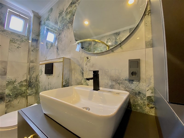 2+1 Apartment im Zentrum von Alanya mit Panoramablick auf das Meer