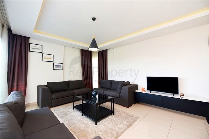 2+1 Apartment mit Meerblick in Kestel