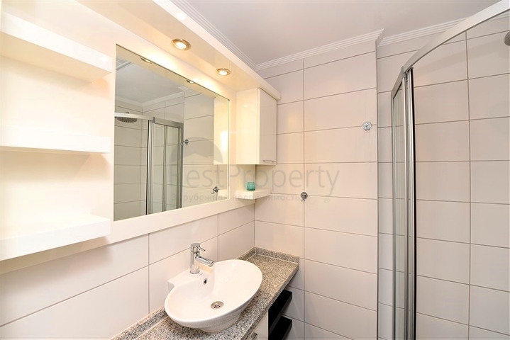 2+1 Apartment mit Meerblick in Kestel