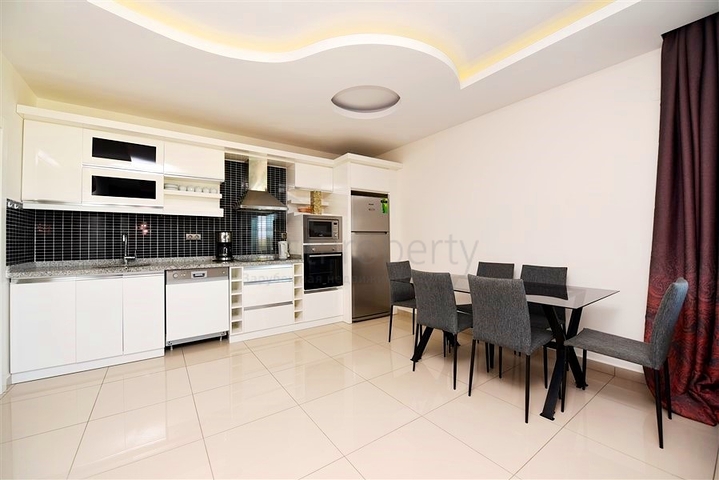 2+1 Apartment mit Meerblick in Kestel