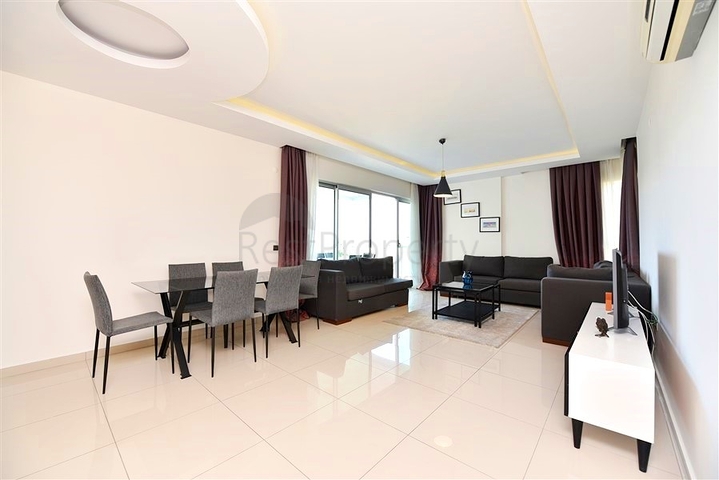 2+1 Apartment mit Meerblick in Kestel