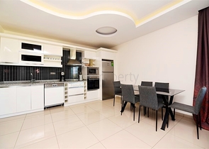 2+1 Apartment mit Meerblick in Kestel