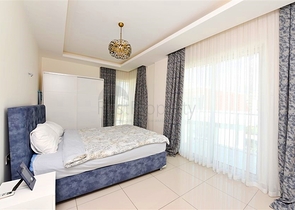 2+1 Apartment mit Meerblick in Kestel