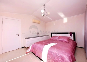 4+1 Duplex-Penthouse im Stadtteil Kestel, nur 20 m vom Meer entfernt