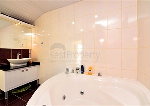 4+1 Duplex-Penthouse im Stadtteil Kestel, nur 20 m vom Meer entfernt