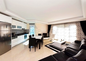 4+1 Duplex-Penthouse im Stadtteil Kestel, nur 20 m vom Meer entfernt