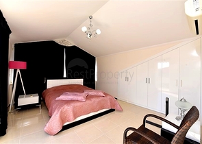 4+1 Duplex-Penthouse im Stadtteil Kestel, nur 20 m vom Meer entfernt