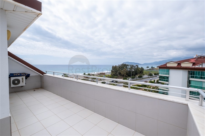 Penthouse mit drei Schlafzimmern im Stadtteil Kestel