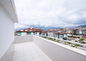 Penthouse mit drei Schlafzimmern im Stadtteil Kestel