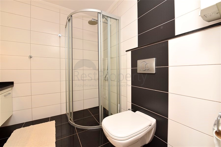 Geräumige Zweizimmerwohnung 50 m vom Meer entfernt